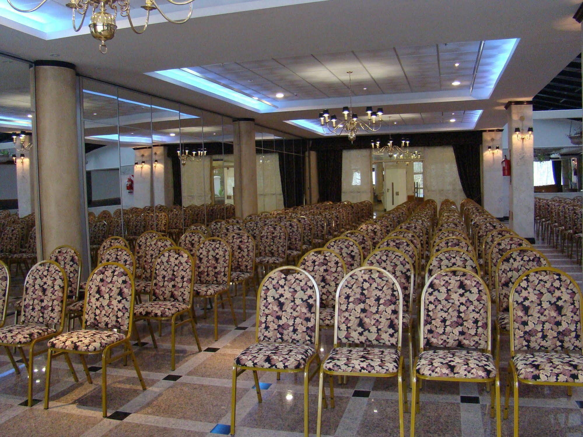 Ramada By Wyndham Buenos Aires Ξενοδοχείο Vicente López Εξωτερικό φωτογραφία